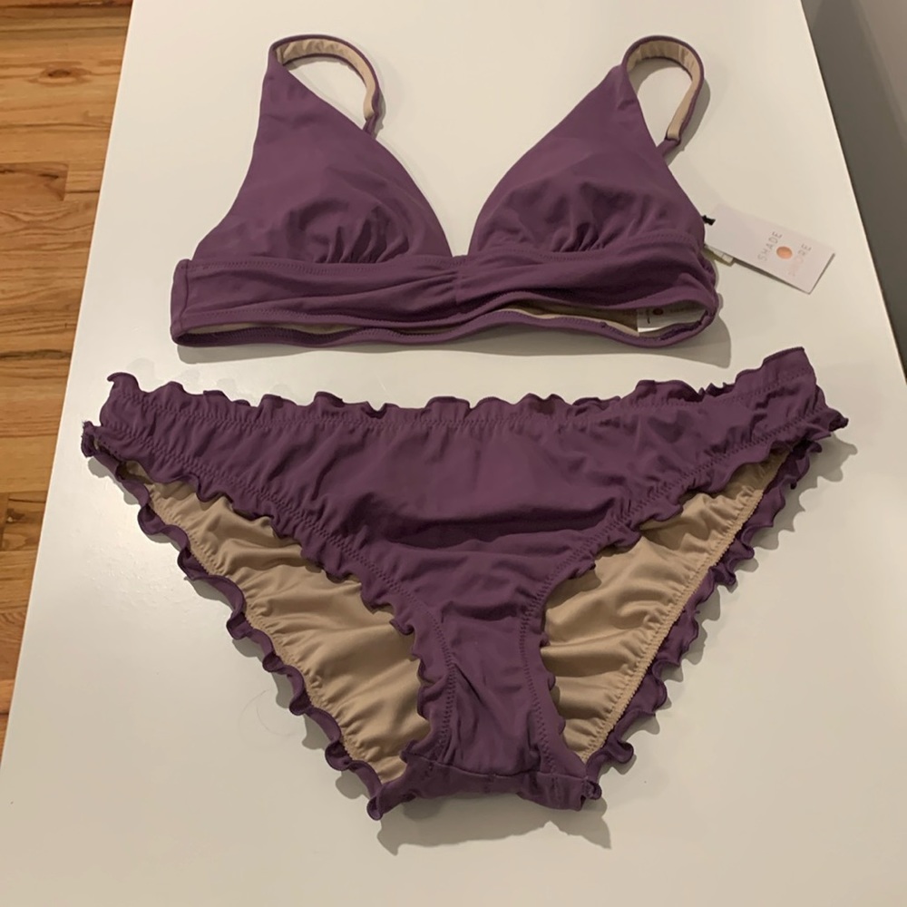 Bathing suit - Picture 1 of 4